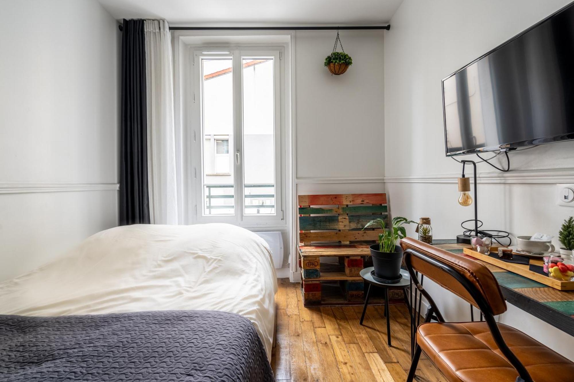 Apartament Au Marche Aux Puces De Saint Ouen Zewnętrze zdjęcie